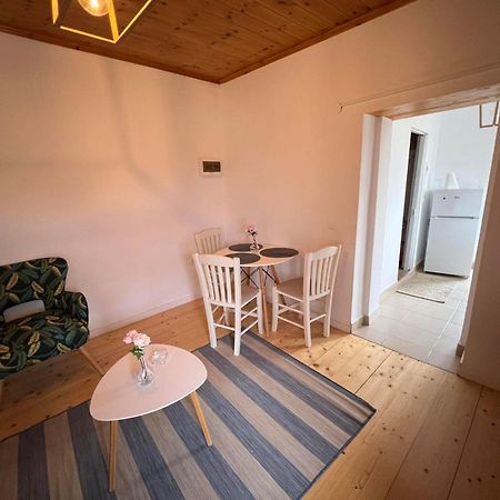 Agnes Rooms Пелекас Екстериор снимка